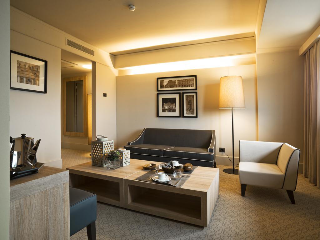 A.Roma Lifestyle Hotel Exterior photo